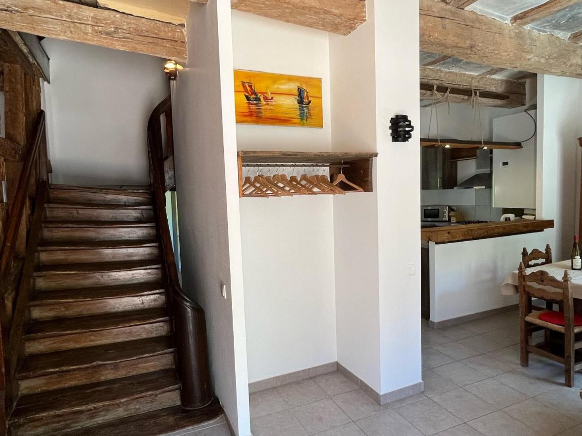 Domaine La Cour Des Nobles - Demeure, Maison Et Appartements Au Coeur De รีควีร์ ภายนอก รูปภาพ