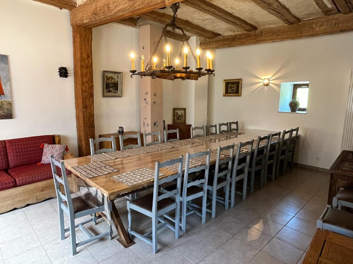 Domaine La Cour Des Nobles - Demeure, Maison Et Appartements Au Coeur De รีควีร์ ภายนอก รูปภาพ